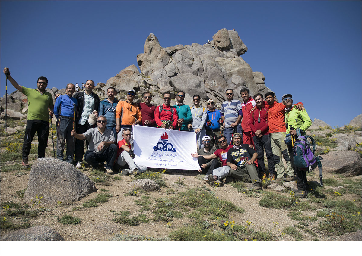 صعود کوهنوردان سازمان منطقه ویژه به دو قله یخچال همدان و قله الوند 13