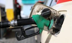 Iran Sets New Record in Gasoline Production
