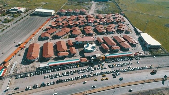 Turkey, Iran discuss setting up joint industrial parks