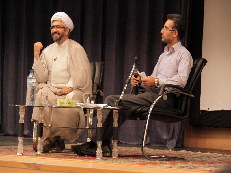 مراسم سخنرانی و پرسش و پاسخ حاج آقا دهنوی