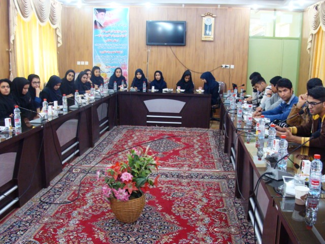 تقدیر از  <strong class='sis-keyword'>نخبگان</strong>  <strong class='sis-keyword'>کنگان</strong> 4