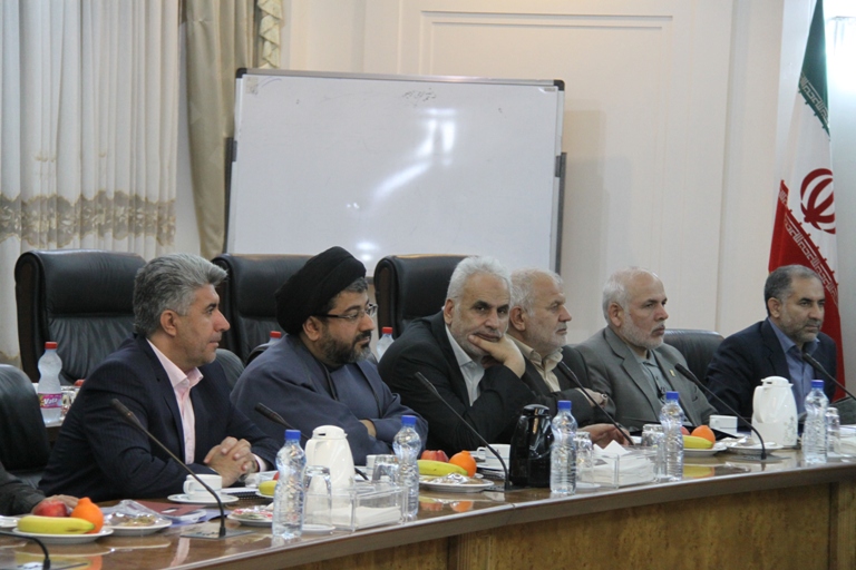 جلسه مشترک  <strong class='sis-keyword'>کمیسیون انرژی</strong> مجلس شورای اسلامی و وزارت نفت 3