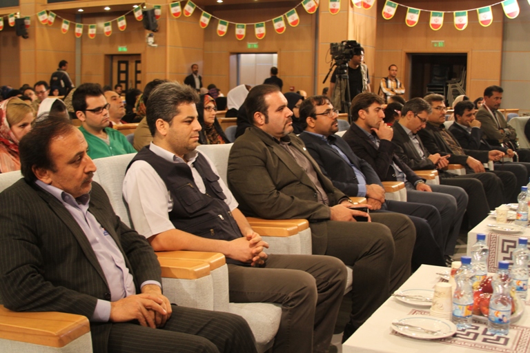 جشن من انقلابی ام 2