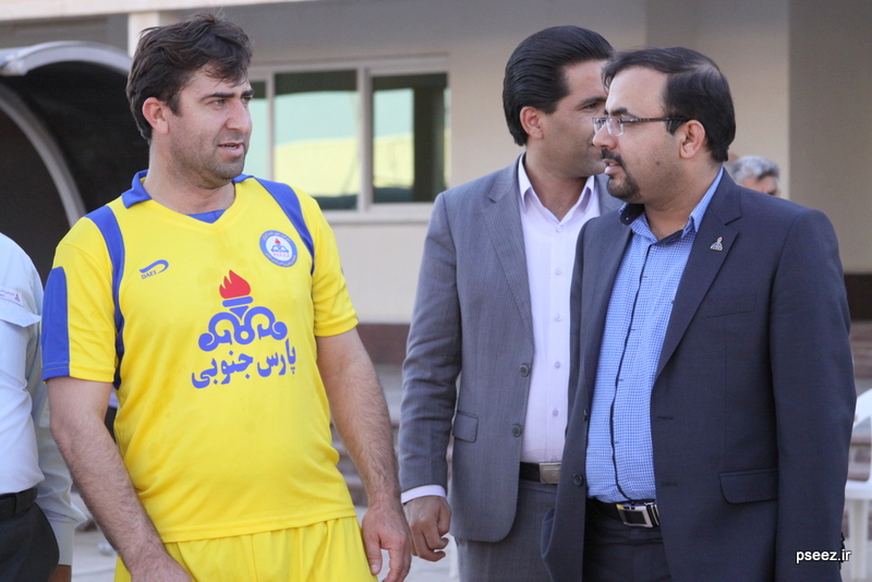 مصاف  <strong class='sis-keyword'>پیشکسوتان</strong> تیم ملی فوتبال با پارس جنوبی 14