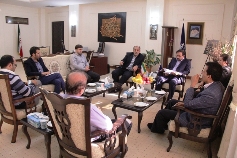 دیدار مدیرکل ورزش  و جوانان 4