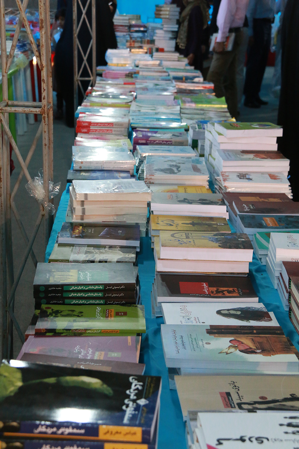 نمایشگاه کتاب 6