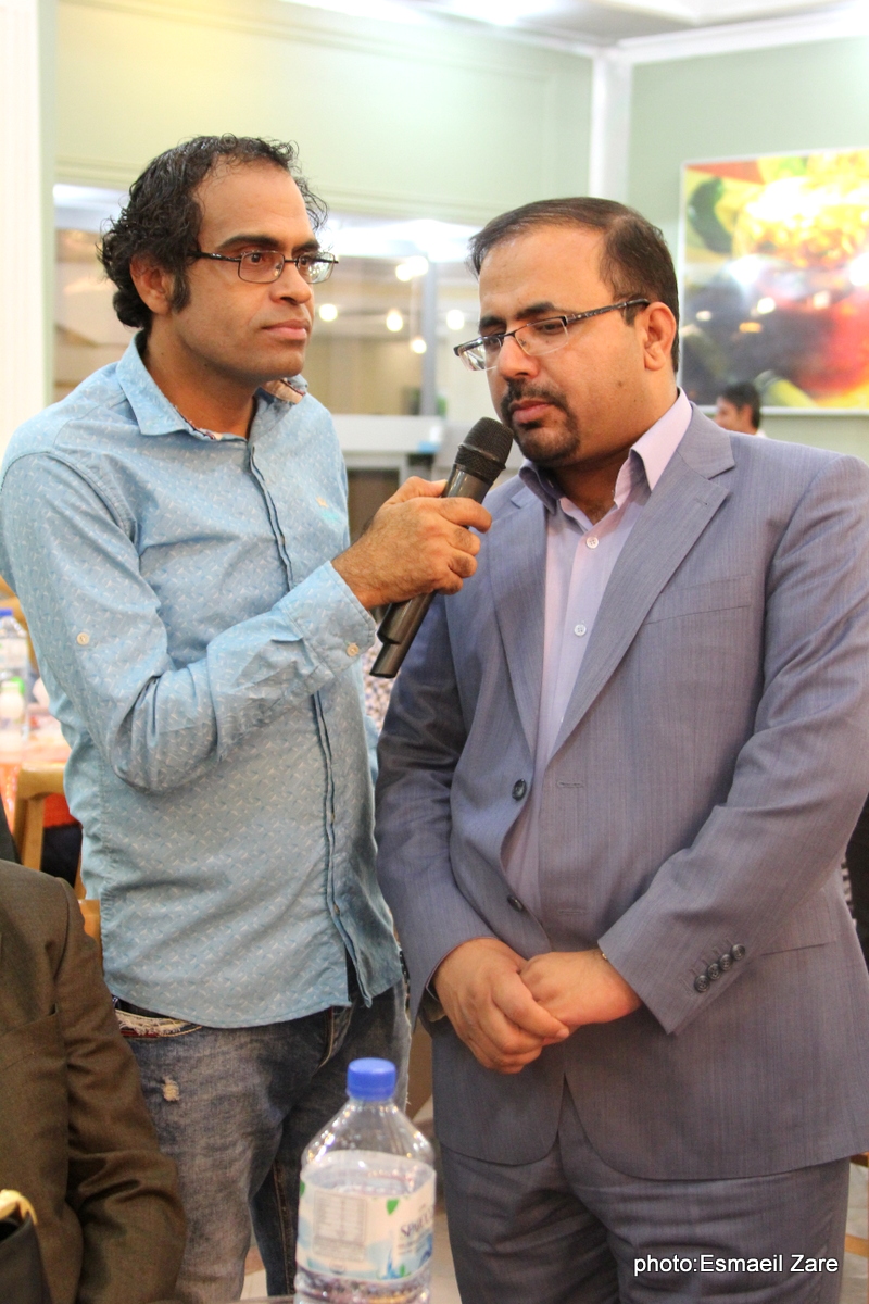 مراسم  <strong class='sis-keyword'>افطار</strong> در جم 18
