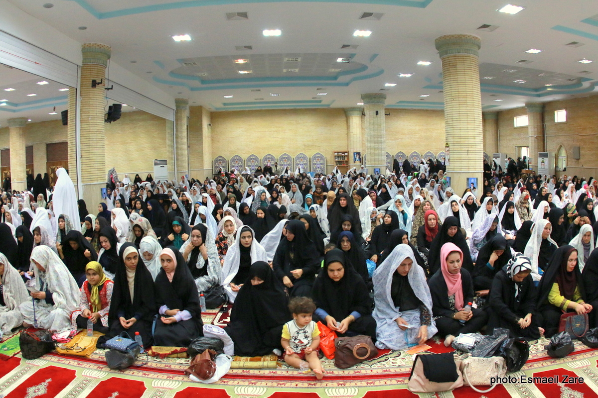 نماز عید فطر کنگان 9