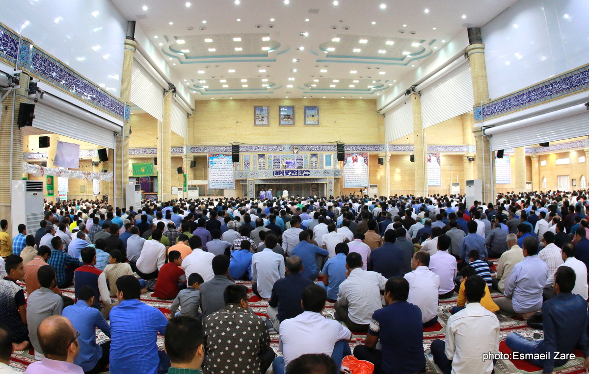 نماز عید فطر کنگان 10