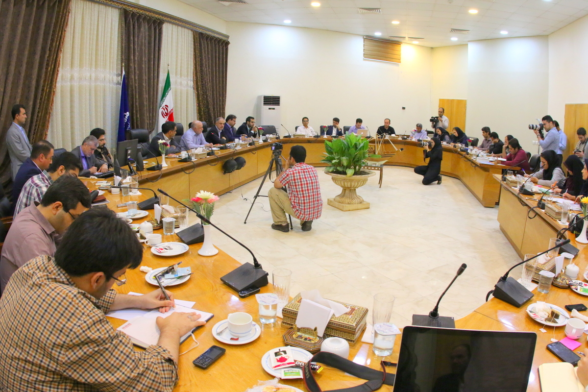 نشست خبری وزیر نفت در عسلویه 1