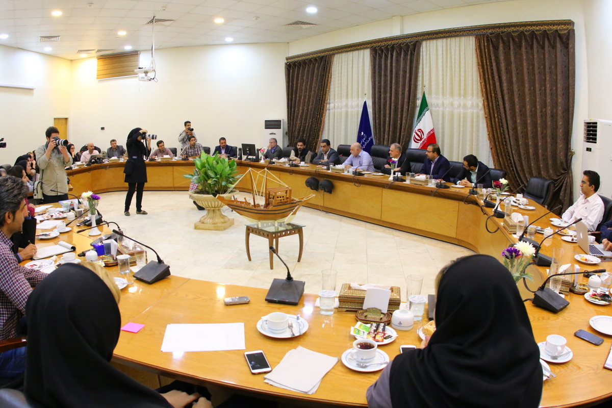 نشست خبری وزیر نفت در عسلویه 2