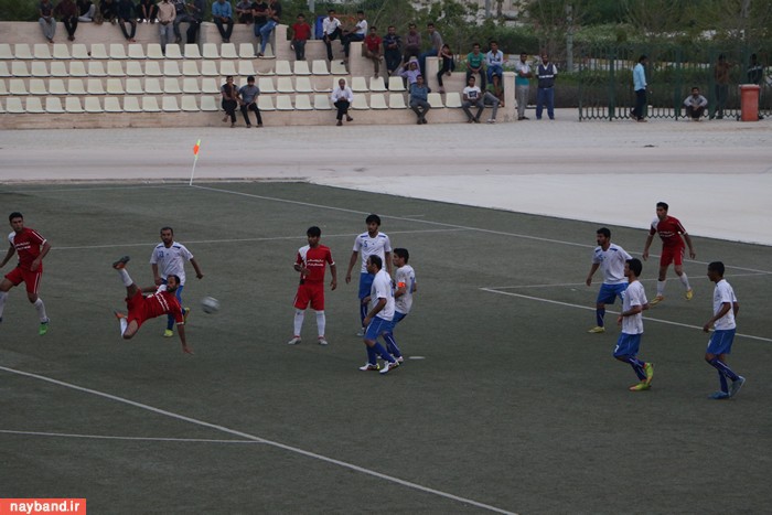 بازی تیم های استقلال و پرسپولیس نایبند 9