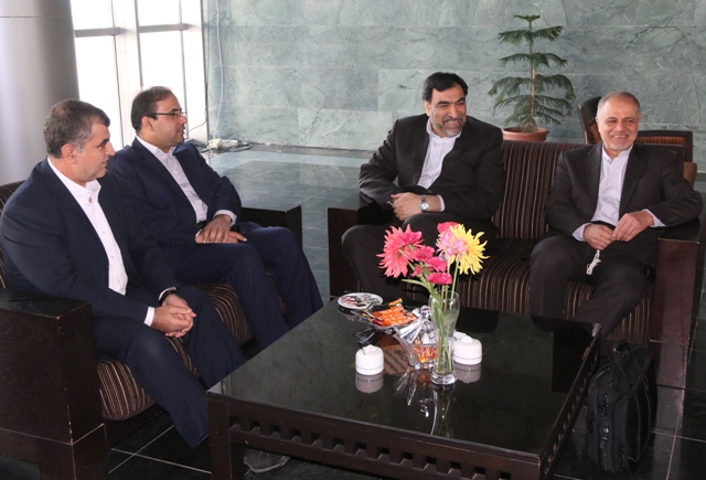 بازدید مهندس کاردر و عادل آذر از پارس جنوبی 1