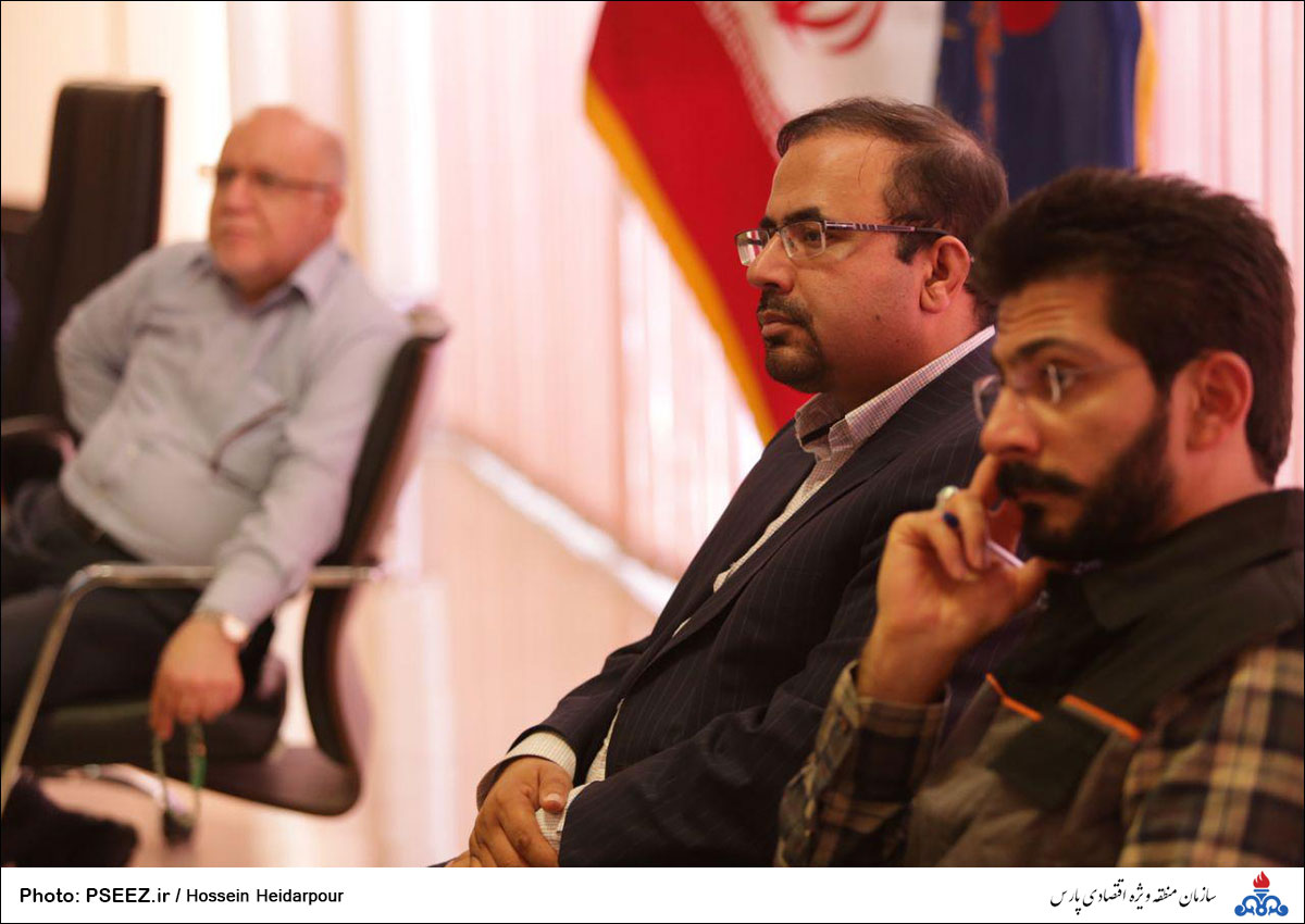 بازید  <strong class='sis-keyword'>وزیر نفت</strong> از فازهای 20 و 21 پارس جنوبی 2  9