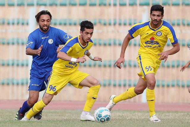 دیدار دو تیم  <strong class='sis-keyword'>فوتبال</strong> پارس جنوبی جم و استقلال اهواز 12