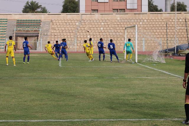 دیدار دو تیم  <strong class='sis-keyword'>فوتبال</strong> پارس جنوبی جم و استقلال اهواز 2 2