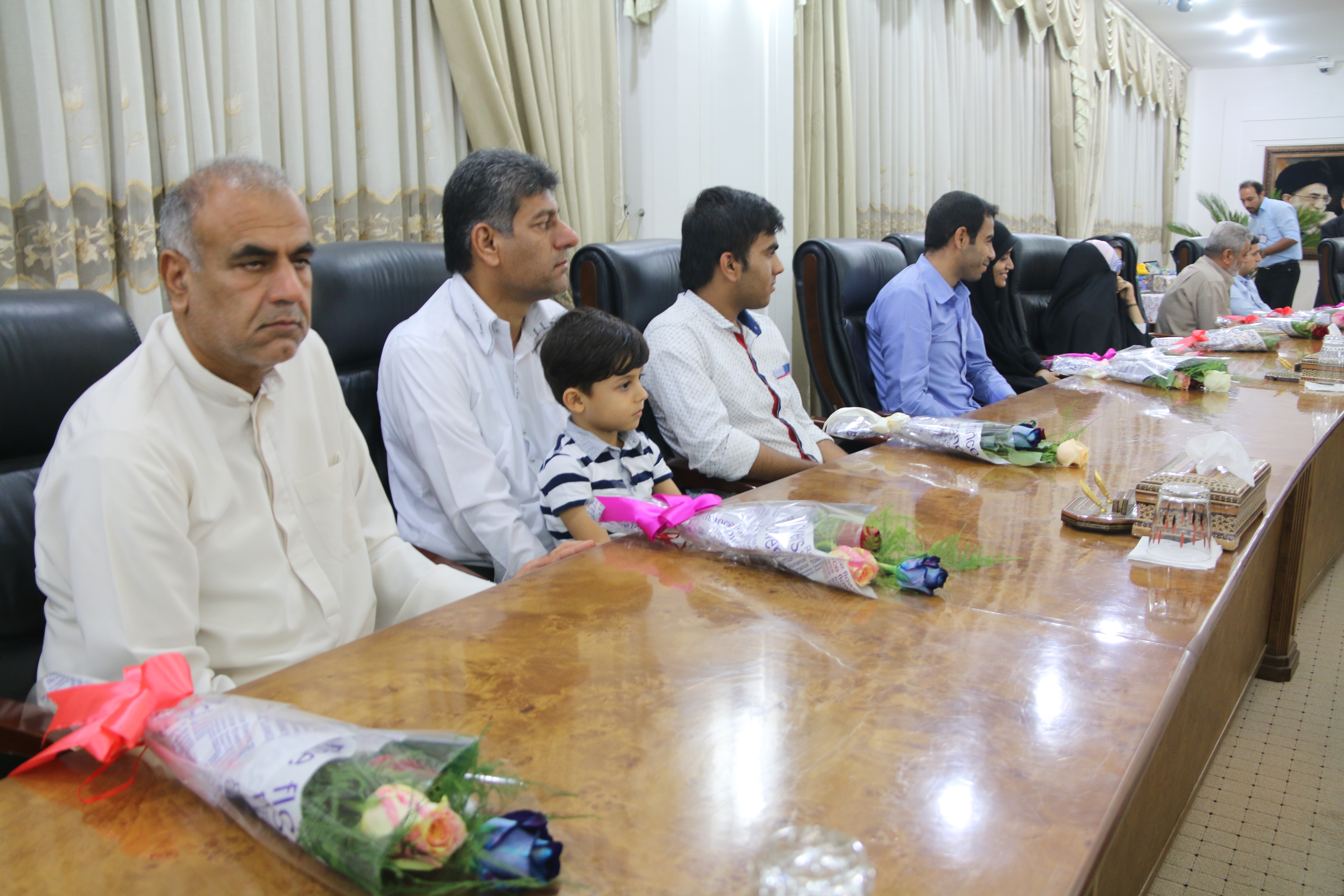 تکریم  <strong class='sis-keyword'>شهدا</strong> 8