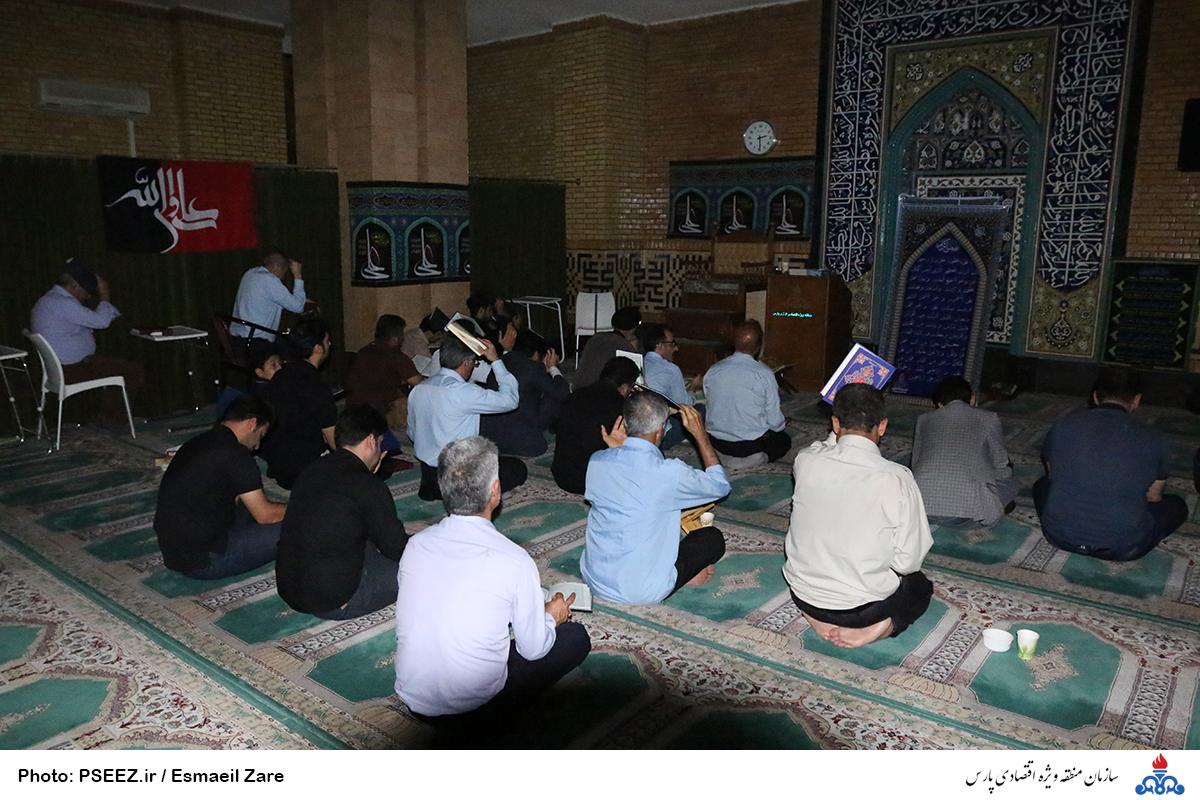 مراسم شب احیا شب بیست و یکم ماه رمضان 58