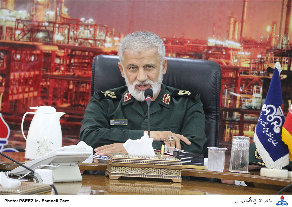 نشست بصیرتی  <strong class='sis-keyword'>عاشورا</strong> 9