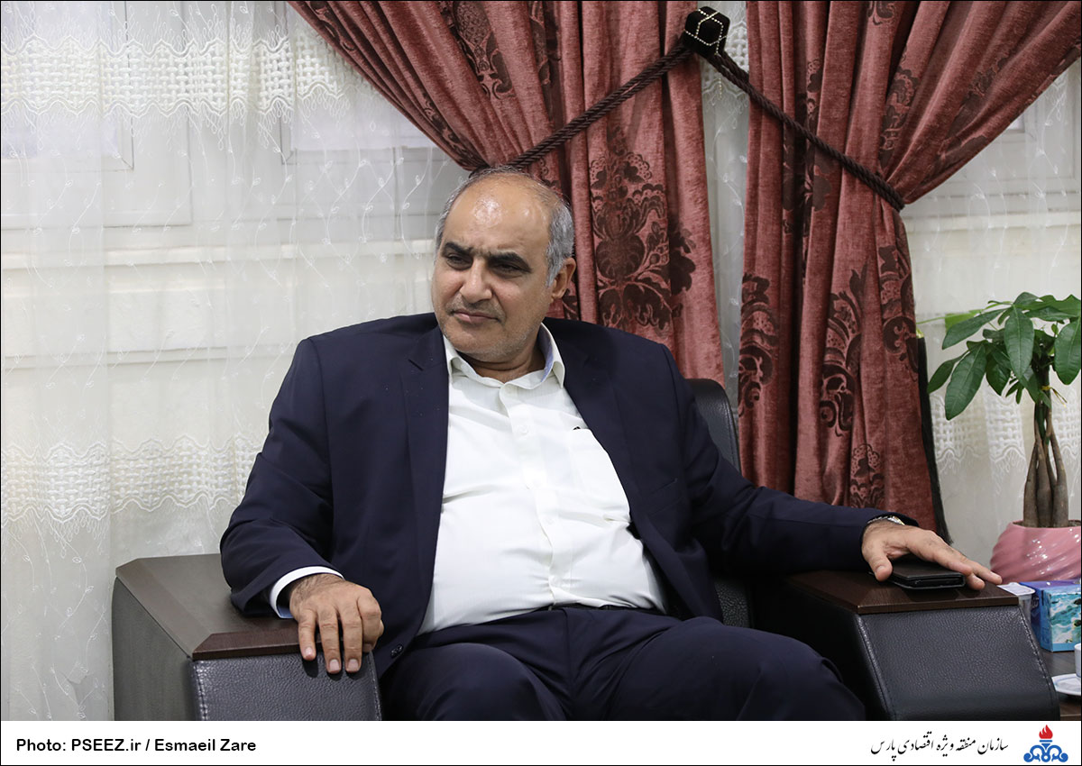 جلسه مدیرعامل با فرهنگ مدیرعامل مجتمع گاز 1