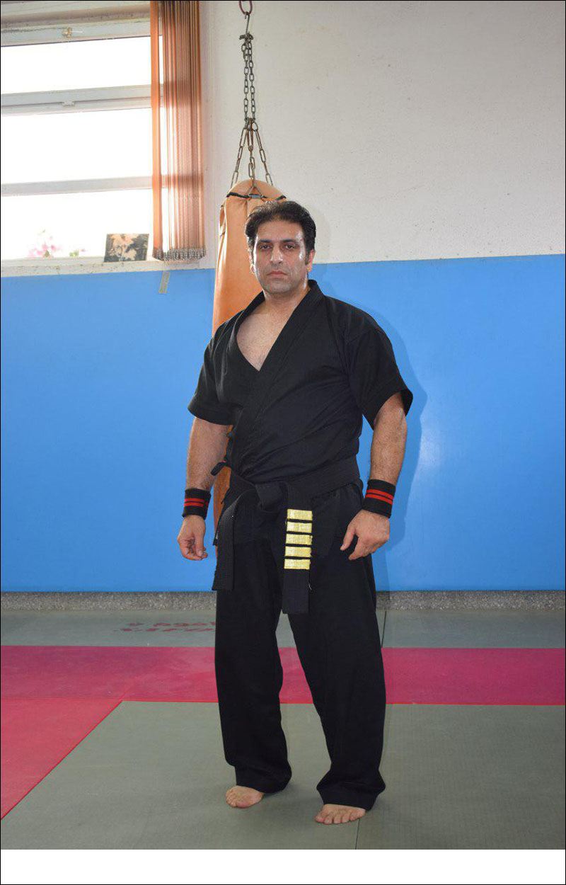 کیک بوکسینگ استاد  <strong class='sis-keyword'>مصفا</strong> 12
