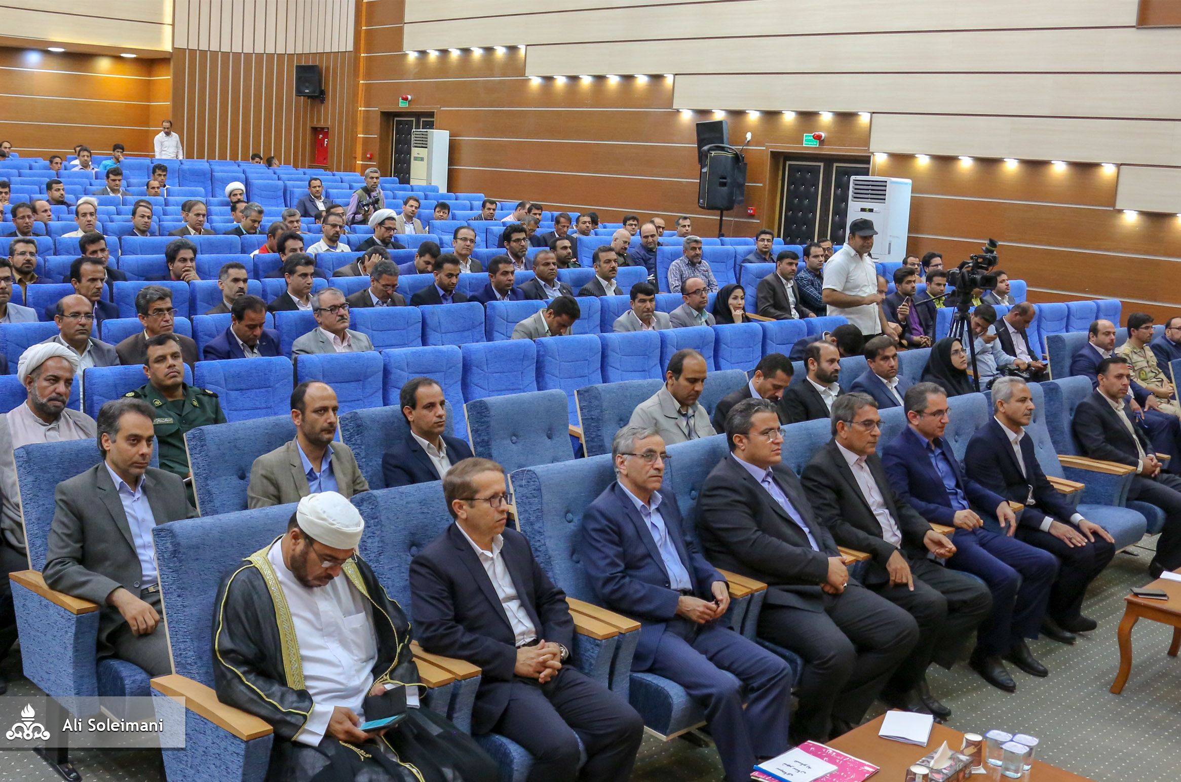 سفر  <strong class='sis-keyword'>واعظی</strong> به عسلویه 4