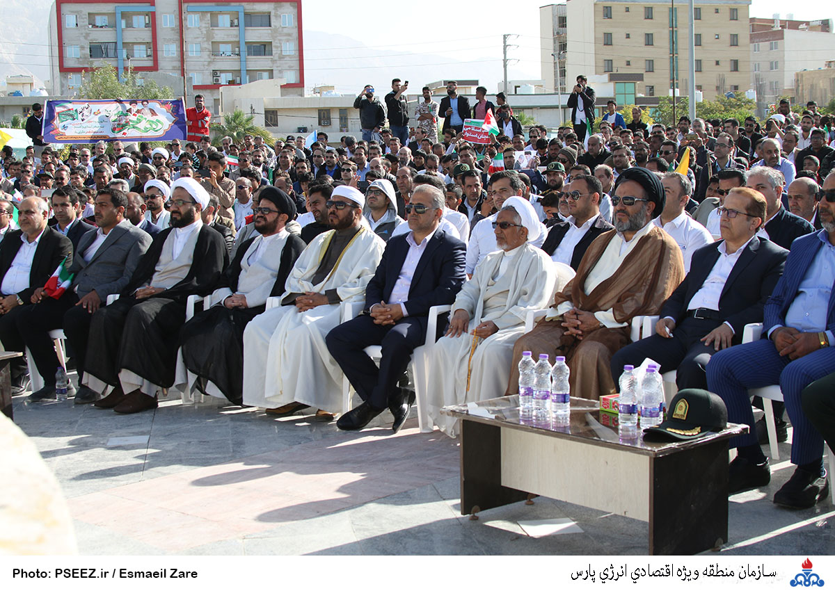 راهپیمایی  <strong class='sis-keyword'>بیست ودوم بهمن ماه</strong> 27