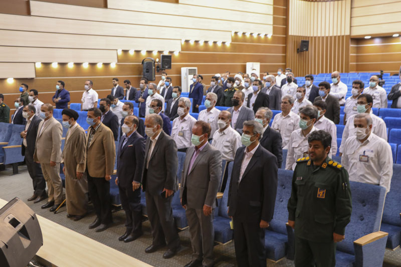 تقدیر از جهادگران صنعت 30