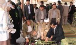 مزار شهدای بخش عسلویه غبارروبی و عطرافشانی شد