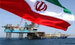 برگزاری جشنواره روزنامه دیواری با موضوع نقش صنعت نفت، گاز و پتروشیمی در پیشرفت و آبادانی ایران