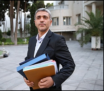 فروش سرمایه ملی، افتخار نیست/ اتکا به درآمدهای نفتی، هزینه های جاری دولت را افزایش می دهد