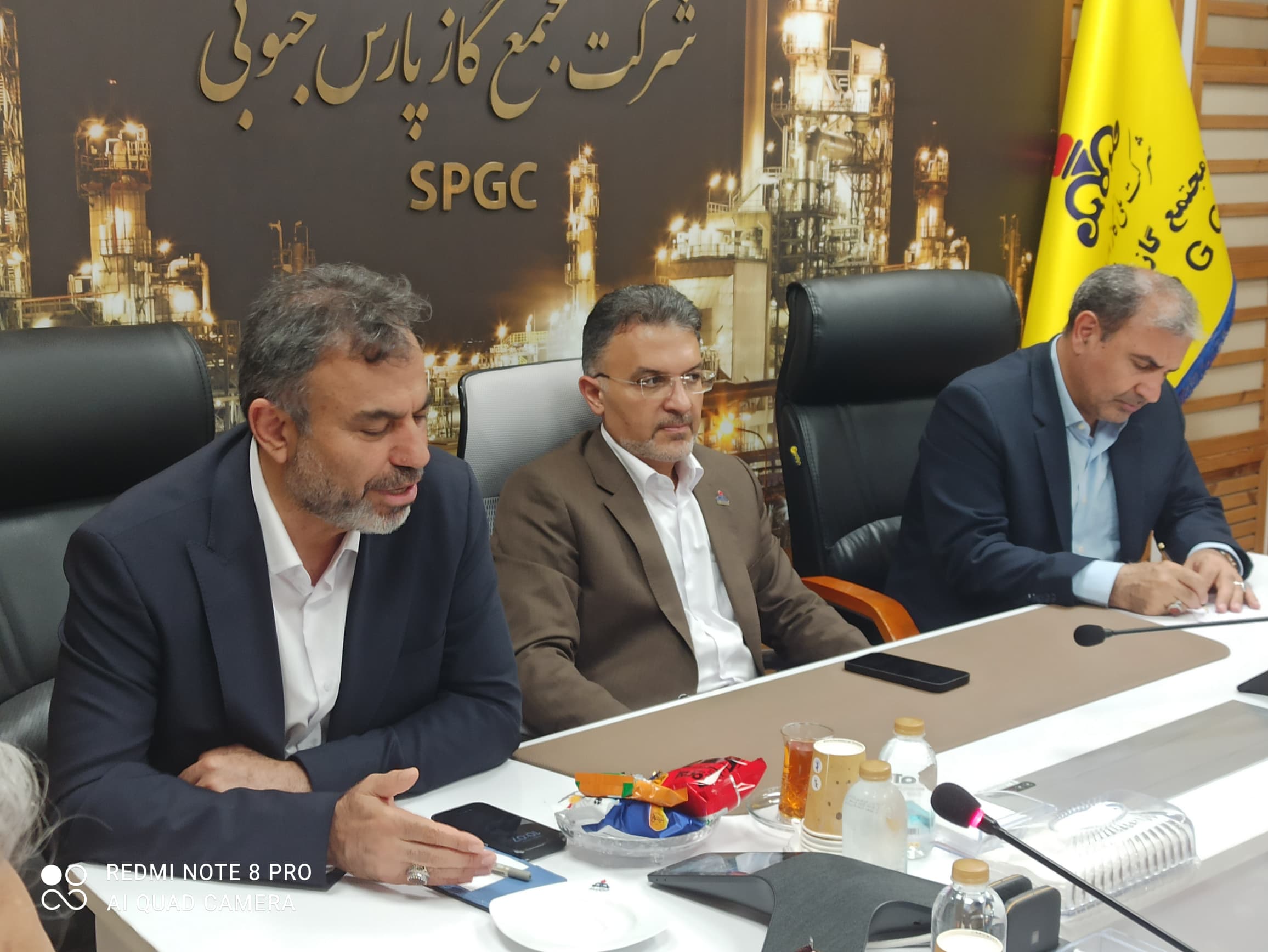 تقدیرِ مدیرعامل سازمان منطقه ویژه پارس از مدیرعامل و مدیران پالایشگاهی و ستادی مجتمع گاز پارس جنوبی
