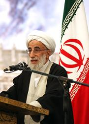 بازدید دبیر شورای نگهبان و وزیر نفت از طرح&zwnj;های در دست اجرای پارس جنوبی
