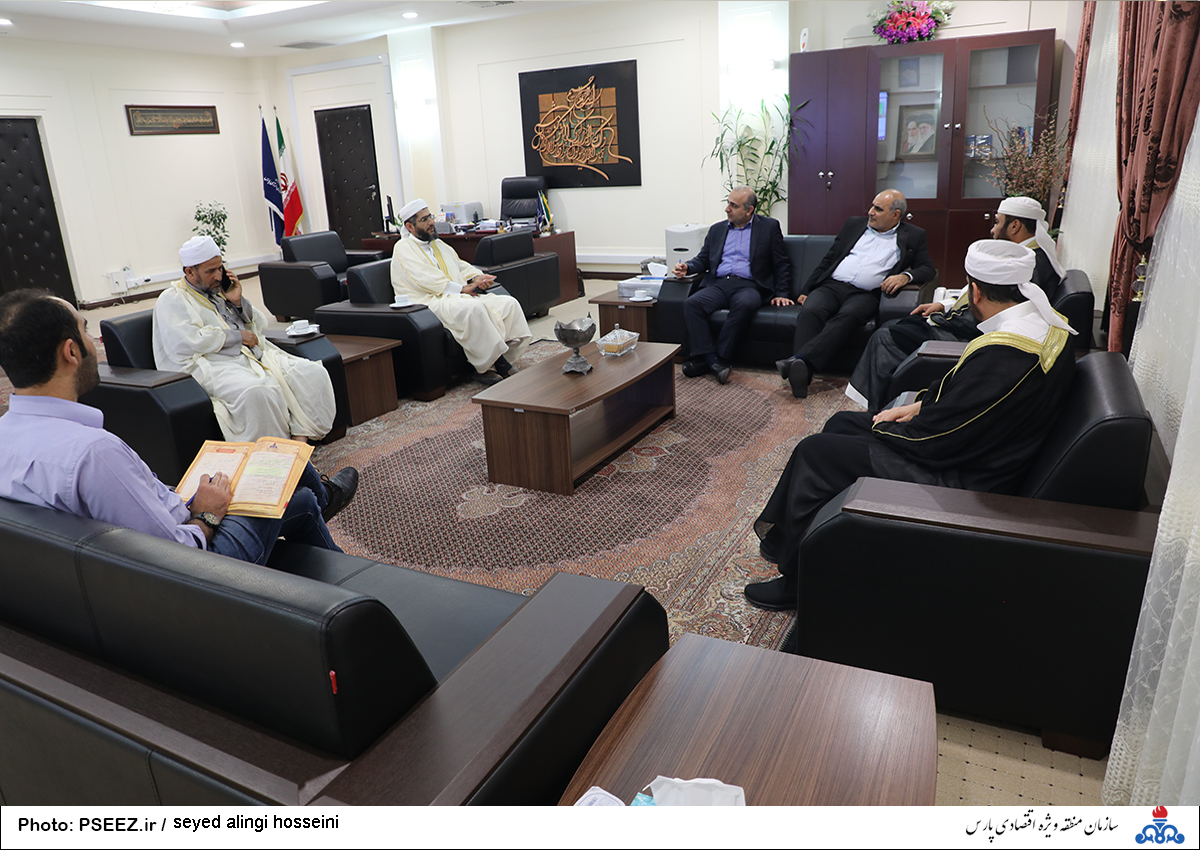 آمار بکارگیری نیروهای بومی عسلویه بصورت دائم رصد و راستی آزمایی می شود