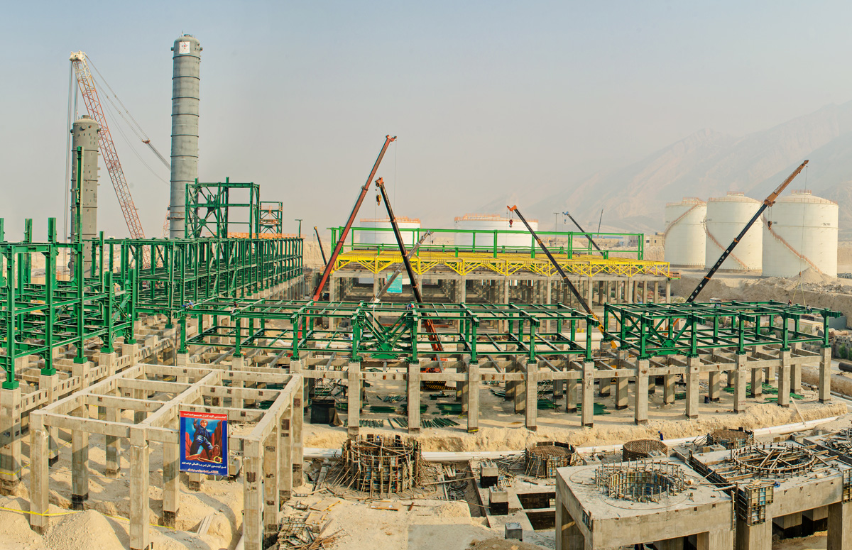 جذب 56 درصد از داوطلبان بومی در آزمون استخدامی پتروشیمی مرجان