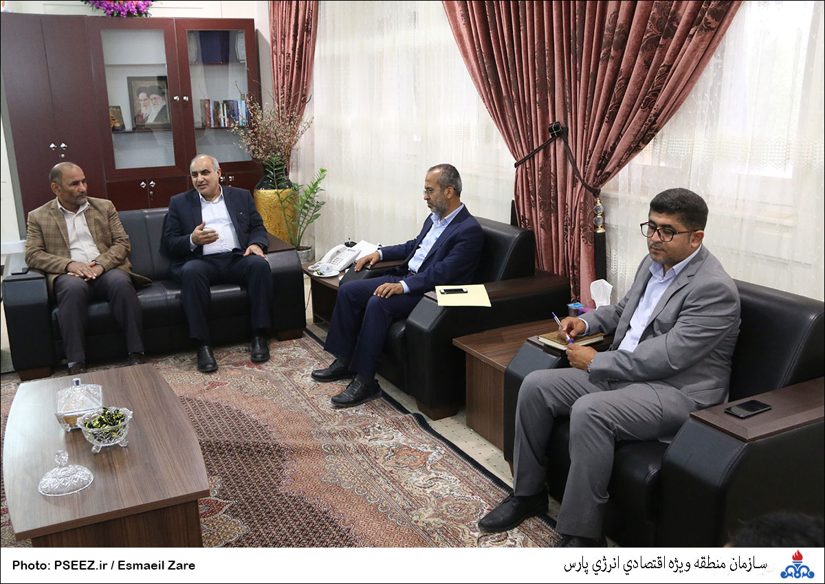 مهندس موسوی: دستاوردهای صنعت نفت در منطقه مدیون همراهی مردم است