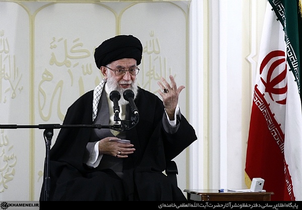 ضرورت تغییر نگاه کشور و مسوولان به مقوله نفت/ تبدیل نفت به منبعی برای پیشرفت و اقتدار ایران
