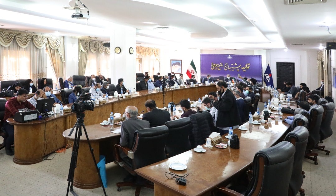 نشست خبری معاون وزیر نفت با جمعی از اصحاب رسانه&zwnj;های استان بوشهر