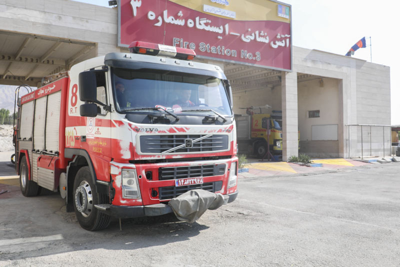 مانور آتش سوزی ،امداد و نجات و تخلیه اضطراری ساختمان اداری مجتمع بندری پارس