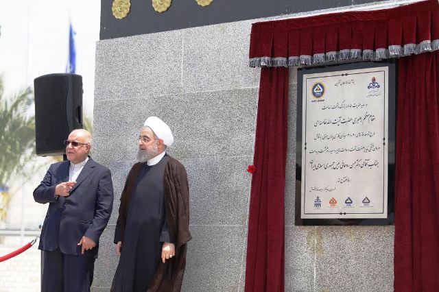 طرح توسعه و برداشت نفت از لایه نفتی پارس جنوبی افتتاح شد