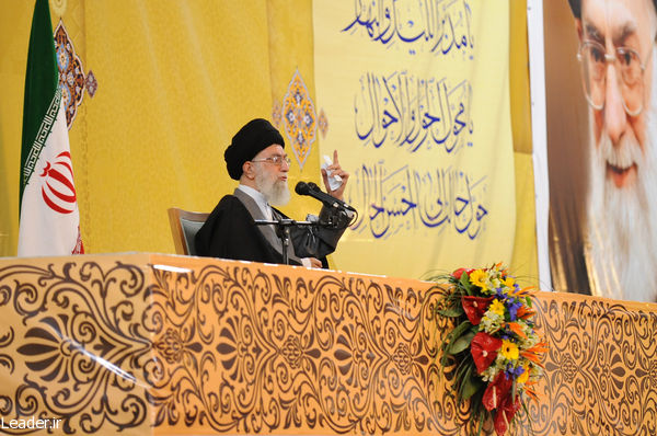 حراست غیرتمندانه از منابع نفتی علت خصومت زورگویان جهانی با نظام اسلامی