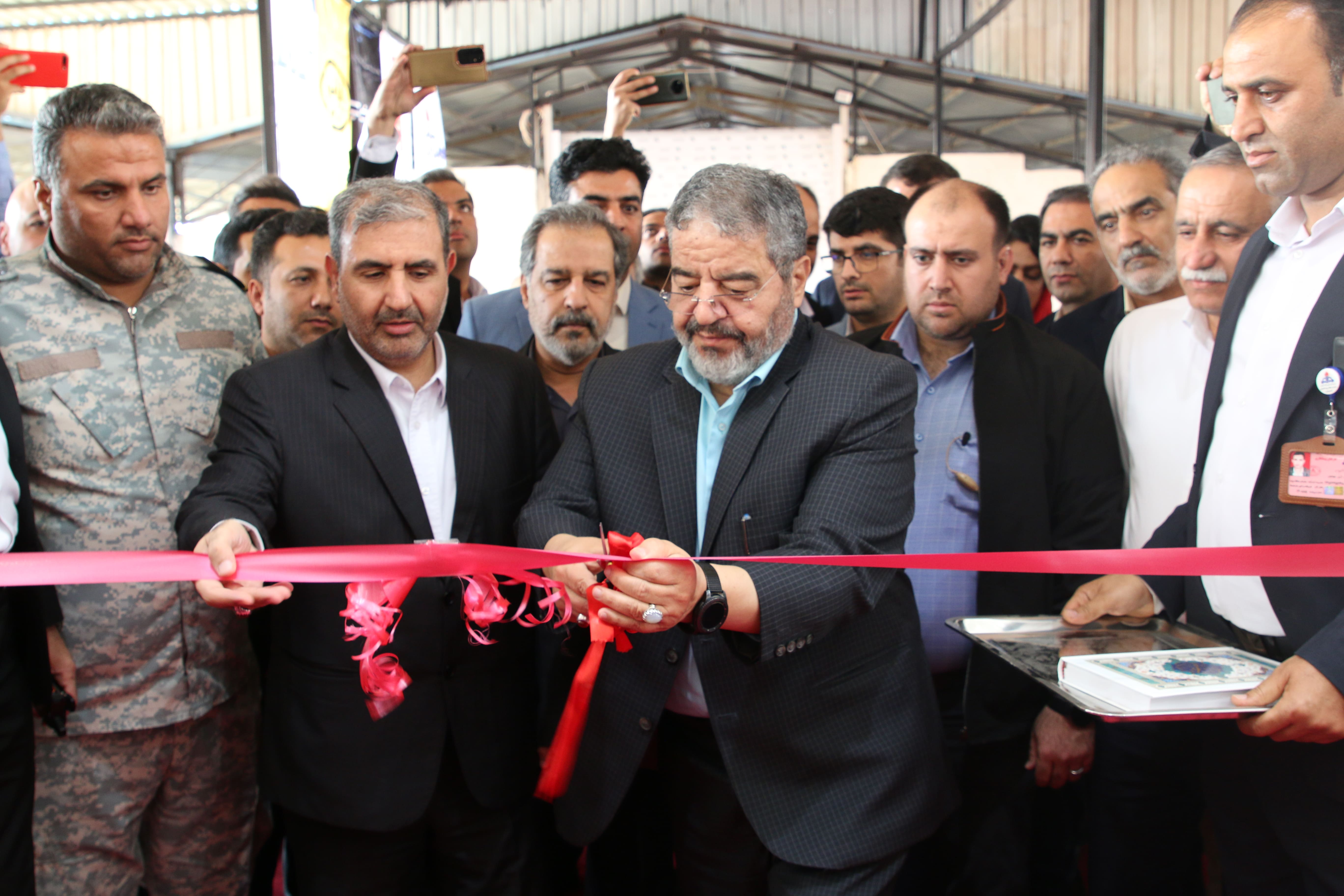 پنجمین نمایشگاه فناوری اطلاعات و سومین نمایشگاه سلامت، ایمنی و محیط زیست در عسلویه آغاز به کار کرد