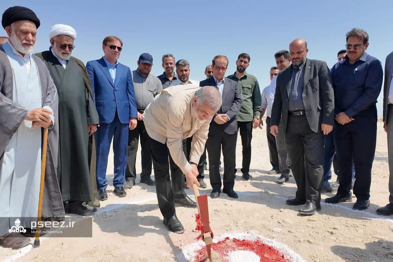 کلنگ زنی و افتتاح چندین پروژه آموزشی در جنوب استان بوشهر