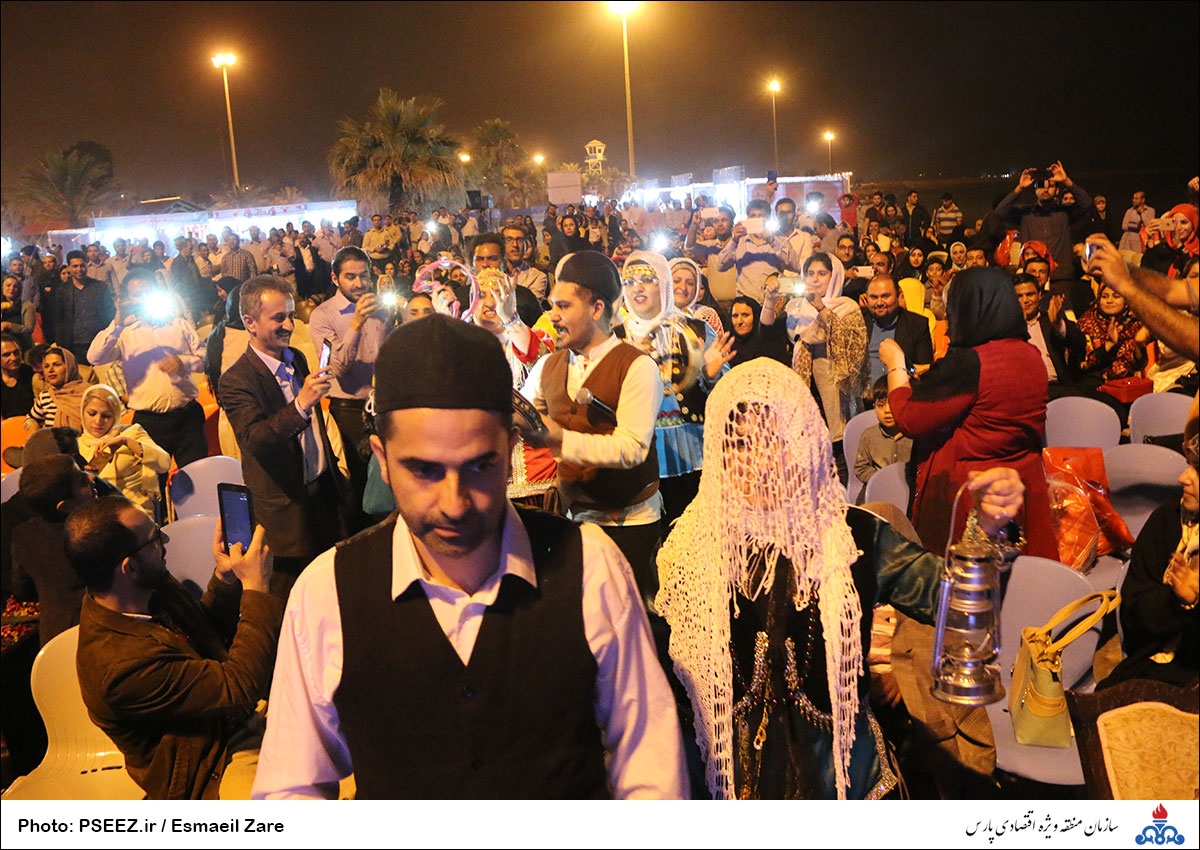 // گزارش تصویری // 2
نخستین جشنواره اقوام ایرانی در پایتخت انرژی کشور