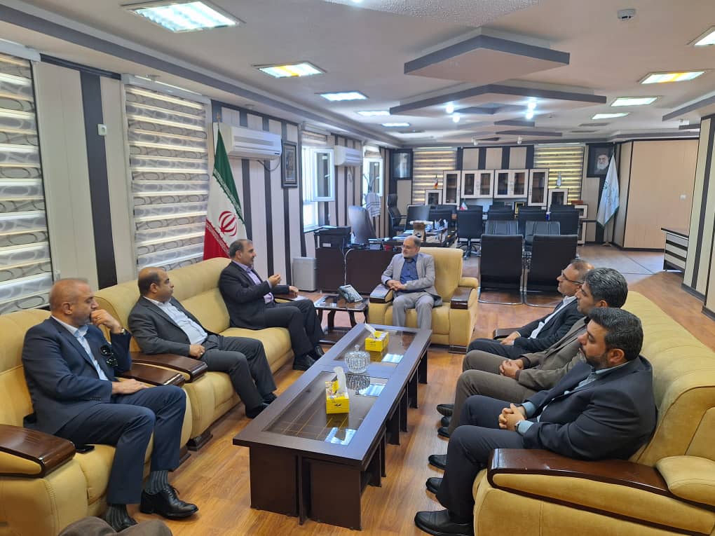 دیدار مدیر عامل سازمان منطقه ویژه پارس با رئیس کل دادگستری و بازرس کل استان بوشهر