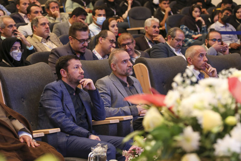 همایش بین المللی حفاظت از خاک، صنعت و امنیت غذایی از دریچه دوربین
