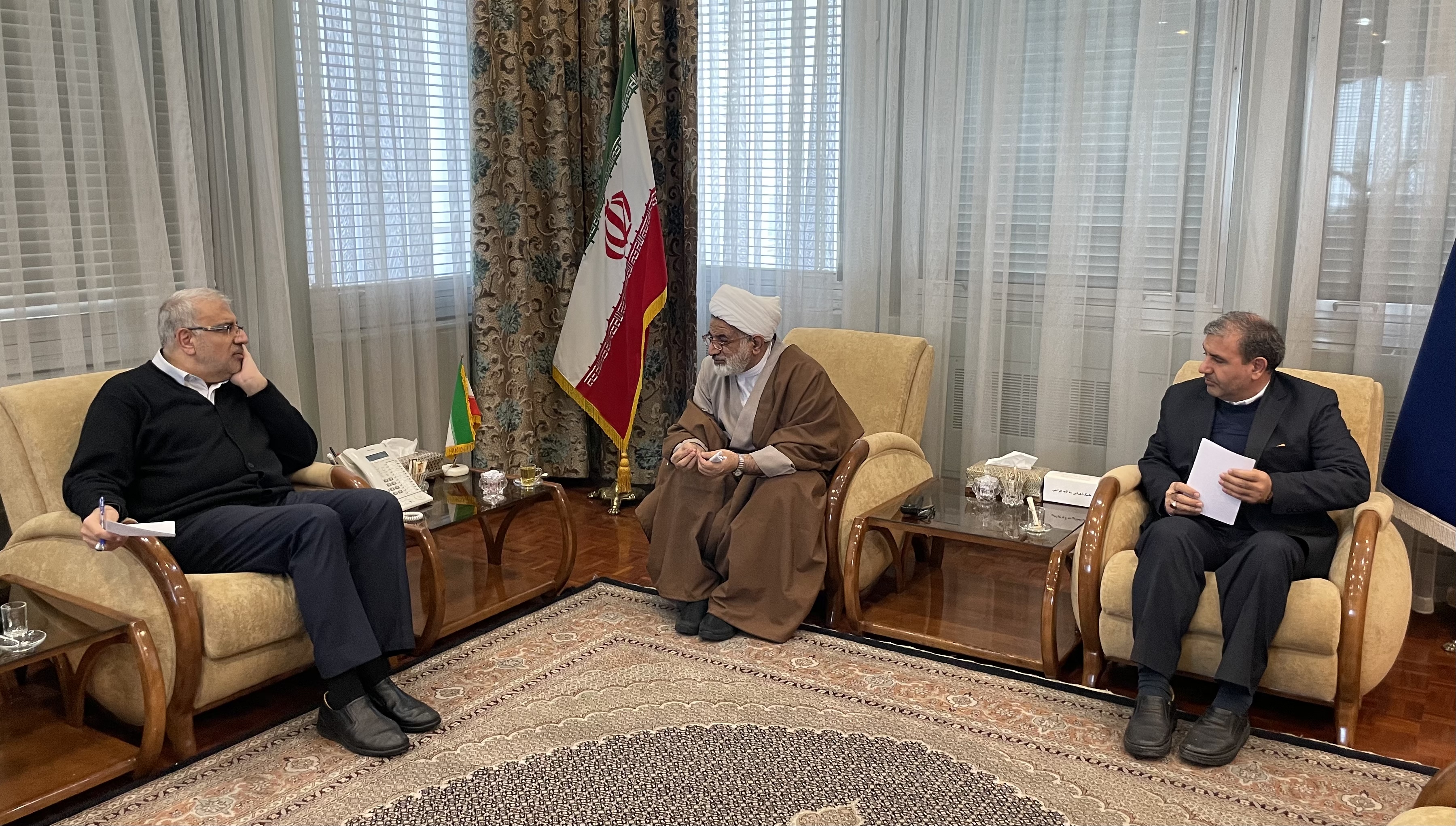 دیدار امام جمعه کنگان با وزیر نفت