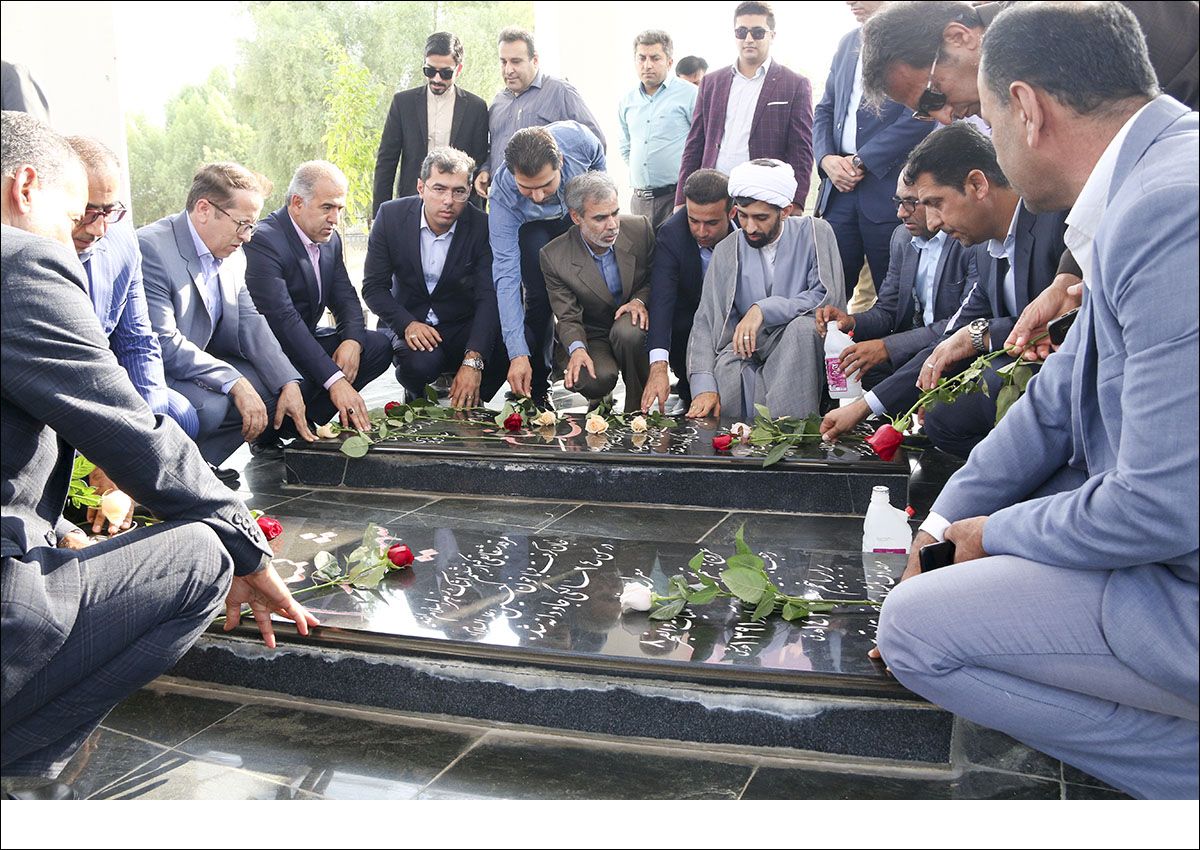 هفته دولت با تجدید میثاق با آرمان های شهدا در منطقه ویژه پارس آغاز شد