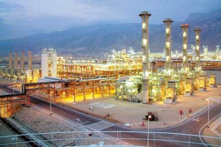 بیش از 20 هزار نفر در طرح توسعه فاز 19 پارس جنوبی مشغول می شوند