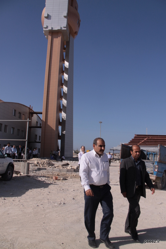 بازدید مدیران منطقه ویژه از  <strong class='sis-keyword'>پروژه</strong> های زیربنایی